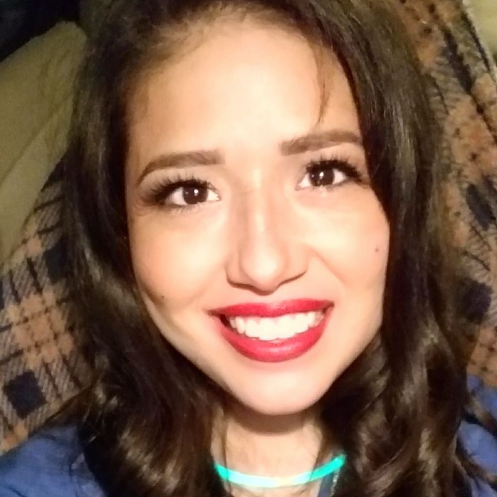 Meet your Posher, Dalia